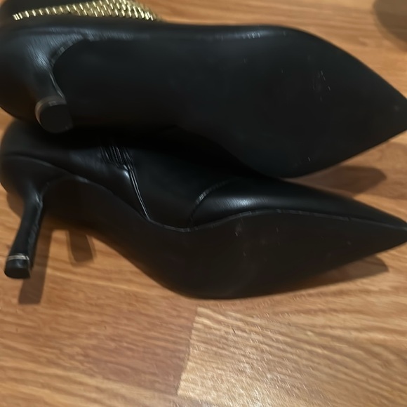 Black booties size 8.5. New without box - Picture 4 of 4